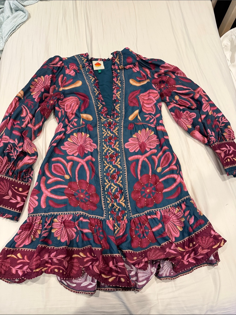 Farm Rio Women’s medium Teal Floral Embroidered Long-Sleeve Dress